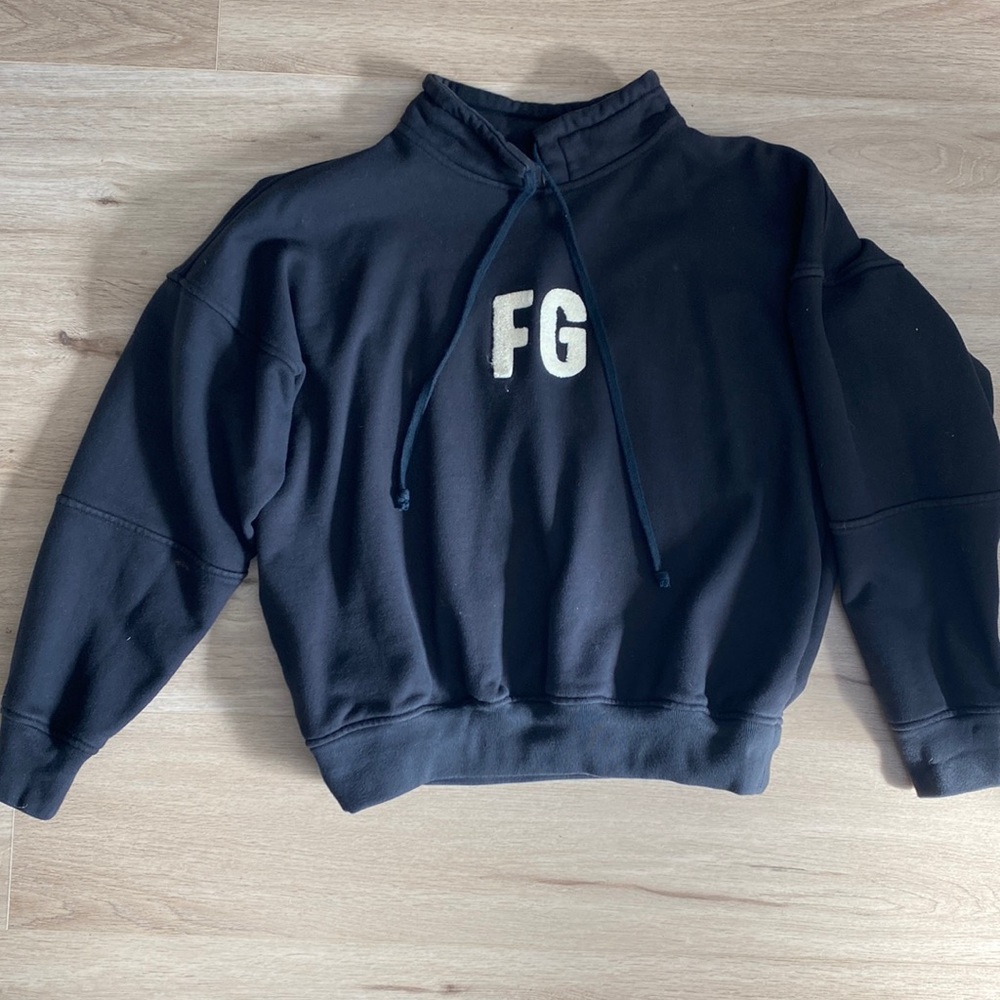 FEAR OF God 💯 authentic. Hard to find!
